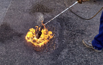 Will Row flat roofing repairs